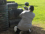 photo 10 joueur de speedball sur le terrain de speedball de paintball 75